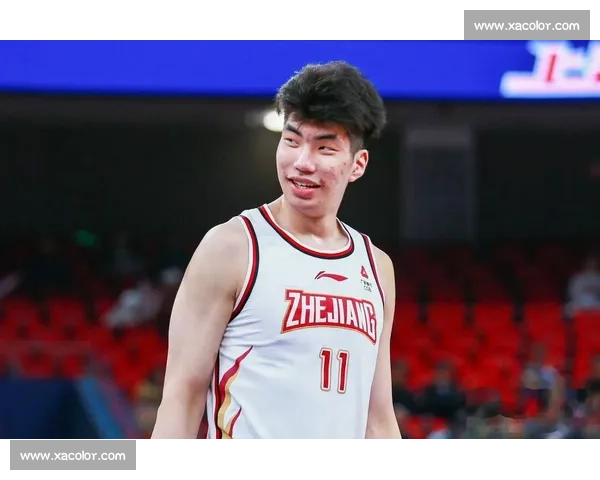 余嘉豪西乙首上双！12+4 率队大胜破低迷